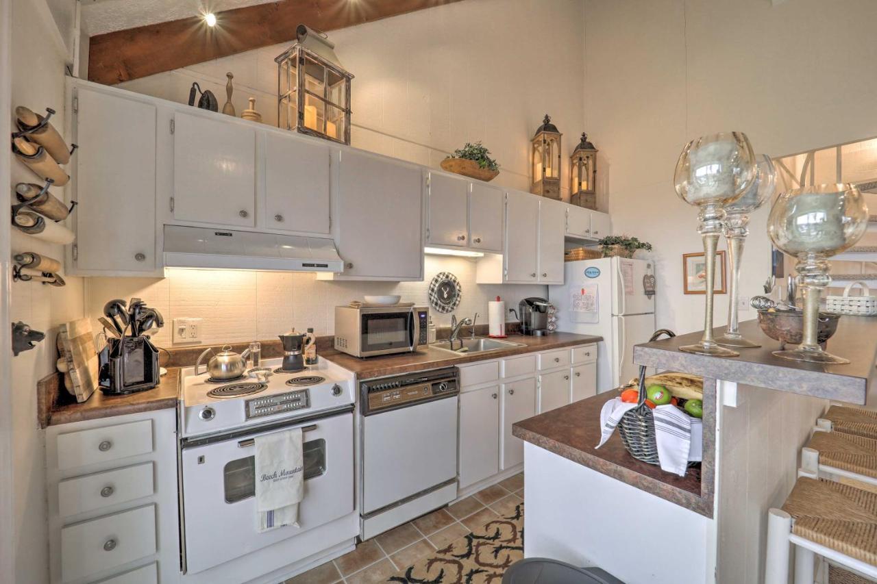 Beautiful Beech Mountain Condo With Private Balcony! Extérieur photo